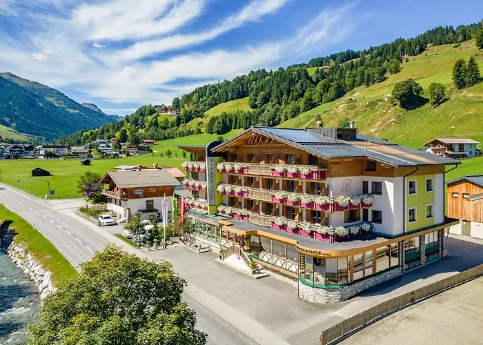 Hotel mit Aussicht: Hotel Barbarahof Saalbach