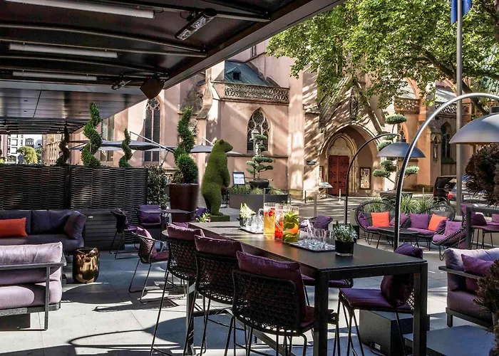 5-Sterne-Hotel: Sofitel Strasbourg Grande Ile