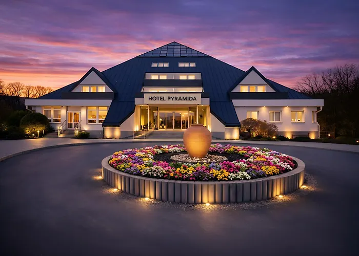 Lazensky Hotel Pyramida