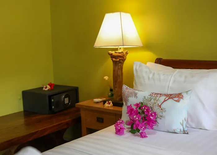 La Digue Holiday Villa