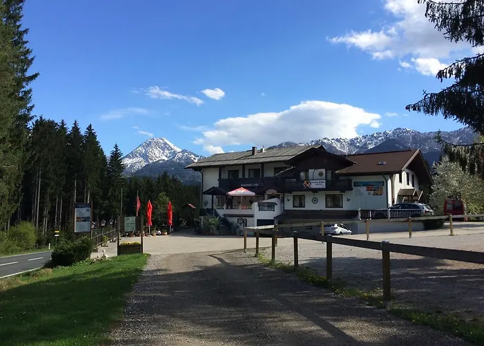  Karawanken Lodge