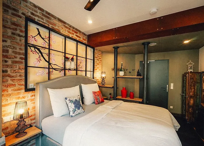 36 Pho Co Hotel & Suites