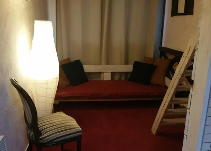 Chambres Touristiques La Cour Des Hotes